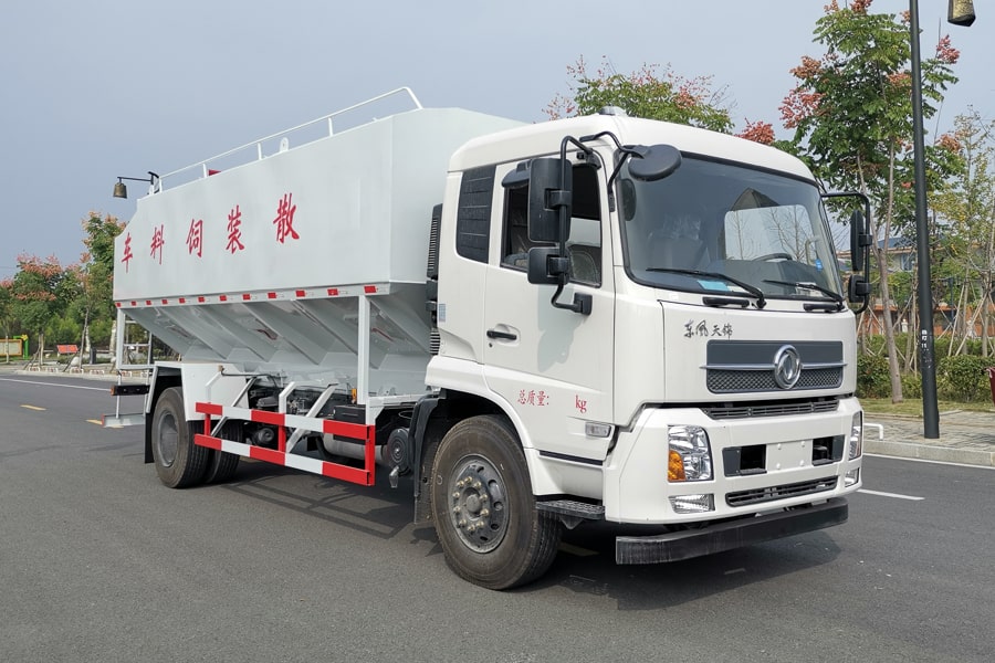 傲农集团的散装饲料车已生产完毕，客户坐等到车