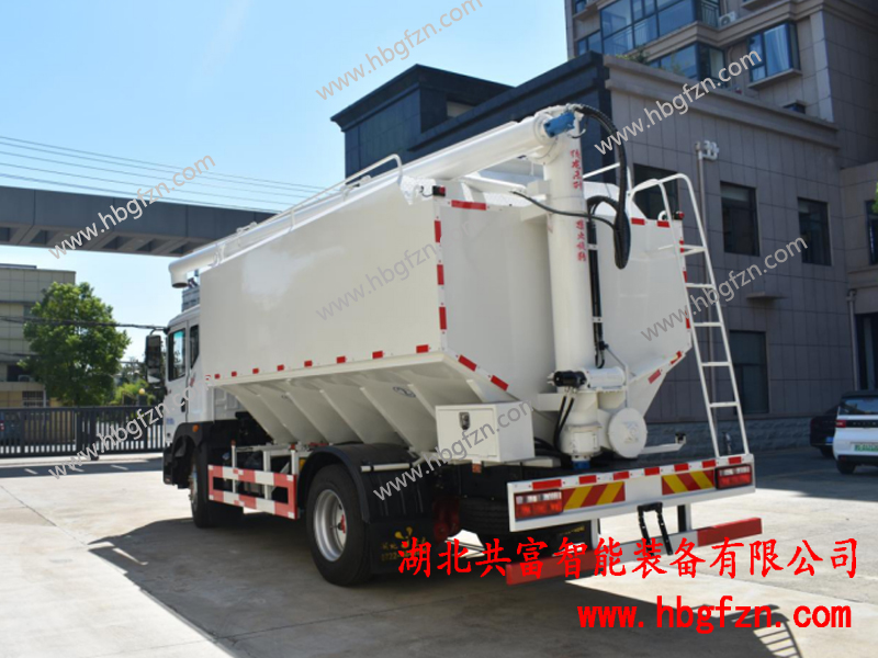 东风福瑞卡12方液压散装饲料运输车